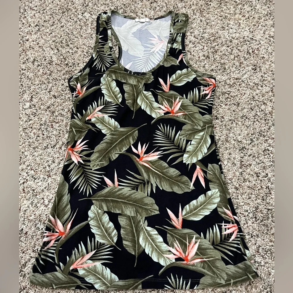 Ardene Basic Racerback Tank - Picture 2 of 3